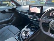 Audi A4 AVANT TFSI S LINE BLACK EDITION MHEV 24