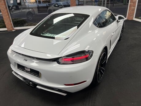 Porsche 718 CAYMAN S PDK 12