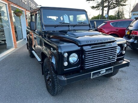 Land Rover Defender 110 TD XS DCB 7