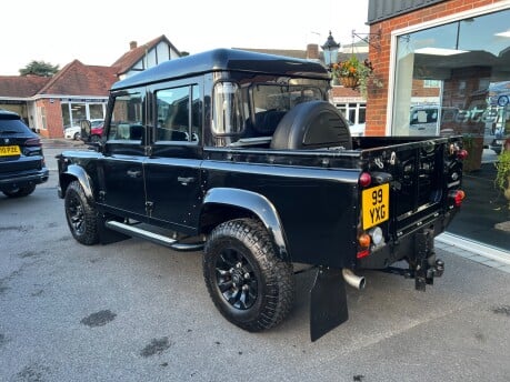 Land Rover Defender 110 TD XS DCB 13