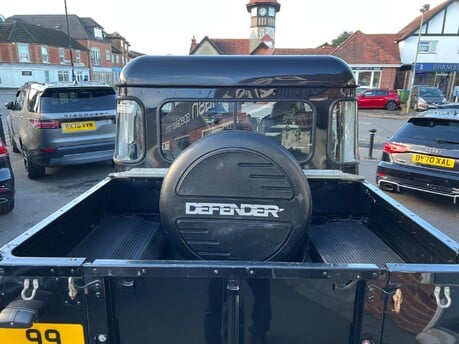 Land Rover Defender 110 TD XS DCB 16