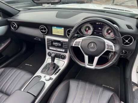Mercedes-Benz SLK 2.1 SLK250 CDI AMG Sport Convertible 2dr Diesel G-Tronic+ Euro 5 (s/s) (204 27