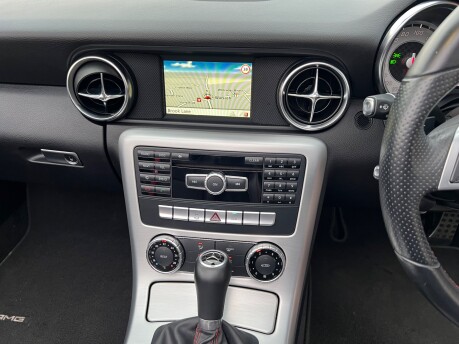 Mercedes-Benz SLK 2.1 SLK250 CDI AMG Sport Convertible 2dr Diesel G-Tronic+ Euro 5 (s/s) (204 30