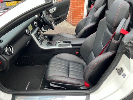 Mercedes-Benz SLK 2.1 SLK250 CDI AMG Sport Convertible 2dr Diesel G-Tronic+ Euro 5 (s/s) (204 32