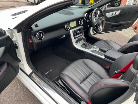 Mercedes-Benz SLK 2.1 SLK250 CDI AMG Sport Convertible 2dr Diesel G-Tronic+ Euro 5 (s/s) (204 33