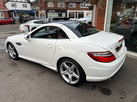 Mercedes-Benz SLK 2.1 SLK250 CDI AMG Sport Convertible 2dr Diesel G-Tronic+ Euro 5 (s/s) (204 39