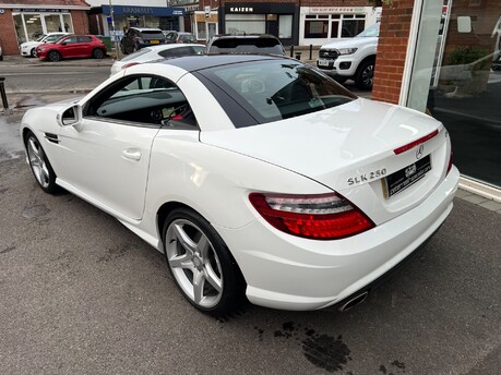 Mercedes-Benz SLK 2.1 SLK250 CDI AMG Sport Convertible 2dr Diesel G-Tronic+ Euro 5 (s/s) (204 41