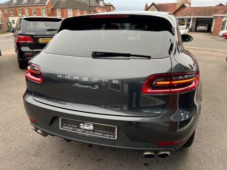 Porsche Macan 3.0 TD V6 S SUV 5dr Diesel PDK 4WD Euro 6 (s/s) (258 ps) 15