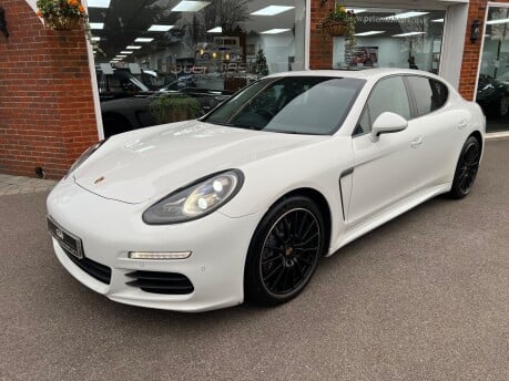 Porsche Panamera 3.0D V6 Hatchback 5dr Diesel TiptronicS Euro 5 (s/s) (300 ps) 2