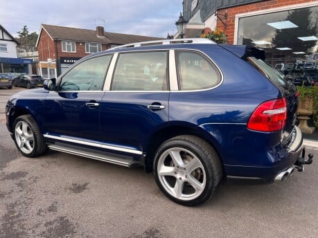 Porsche Cayenne D TIPTRONIC S 4