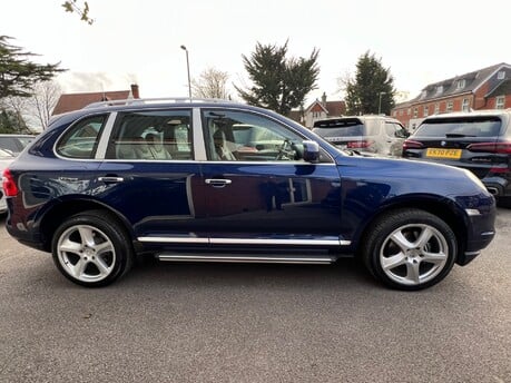 Porsche Cayenne D TIPTRONIC S 10