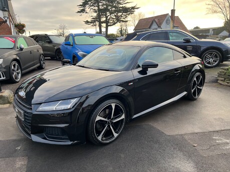 Audi TT 2.0 TFSI Black Edition Coupe 3dr Petrol S Tronic quattro Euro 6 (s/s) (230 8