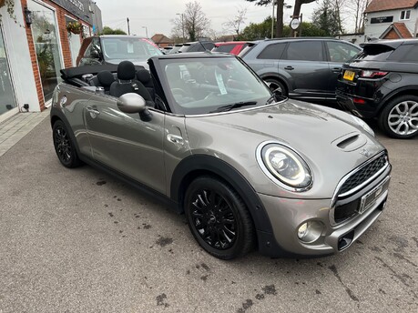 Mini Convertible 2.0 Cooper S Classic Convertible 2dr Petrol Steptronic Euro 6 (s/s) (192 ps 12