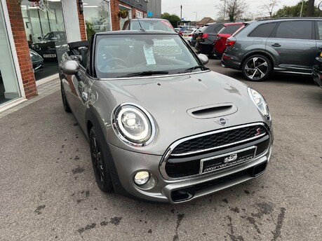 Mini Convertible 2.0 Cooper S Classic Convertible 2dr Petrol Steptronic Euro 6 (s/s) (192 ps 13