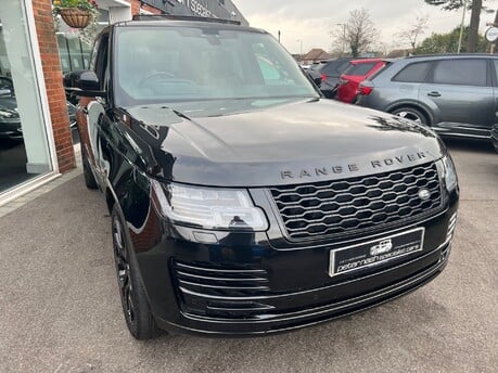 Land Rover Range Rover 3.0 SD V6 Vogue SE SUV 5dr Diesel Auto 4WD Euro 6 (s/s) (275 ps) 8