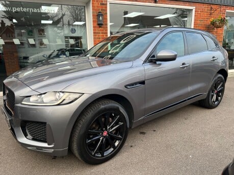 Jaguar F-Pace 2.0 D180 Chequered Flag SUV 5dr Diesel Auto AWD Euro 6 (s/s) (180 ps) 3