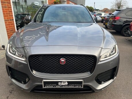 Jaguar F-Pace 2.0 D180 Chequered Flag SUV 5dr Diesel Auto AWD Euro 6 (s/s) (180 ps) 5