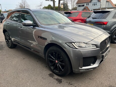 Jaguar F-Pace 2.0 D180 Chequered Flag SUV 5dr Diesel Auto AWD Euro 6 (s/s) (180 ps) 6