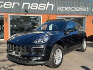 Porsche Macan 2.0T SUV 5dr Petrol PDK 4WD Euro 6 (s/s) (237 ps) 1