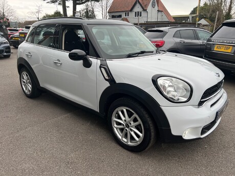 Mini Countryman 1.6 Cooper S SUV 5dr Petrol Auto Euro 5 (184 ps) 9