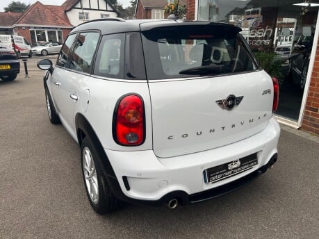 Mini Countryman 1.6 Cooper S SUV 5dr Petrol Auto Euro 5 (184 ps) 11