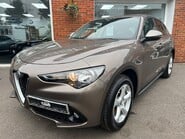 Alfa Romeo Stelvio 2.2 TD Super SUV 5dr Diesel Auto Q4 AWD Euro 6 (s/s) (190 ps) 1