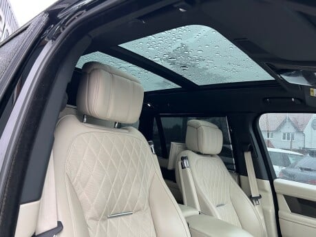 Land Rover Range Rover V8 P565 SVAUTOBIOGRAPHY LWB 19