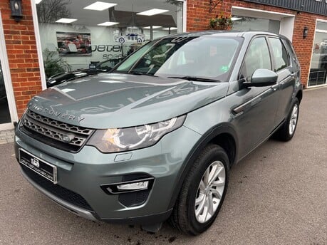 Land Rover Discovery Sport 2.0 TD4 SE Tech SUV 5dr Diesel Auto 4WD Euro 6 (s/s) (180 ps)