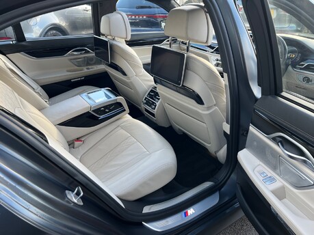 BMW 7 Series 750I M SPORT 34