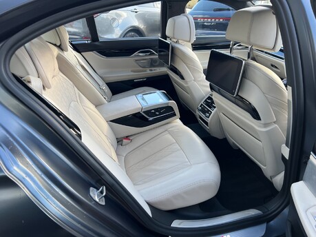 BMW 7 Series 750I M SPORT 35