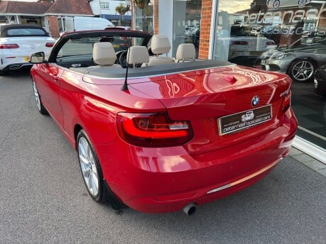 BMW 2 Series 2.0 220i Luxury Convertible 2dr Petrol Auto Euro 6 (s/s) (184 ps) 8