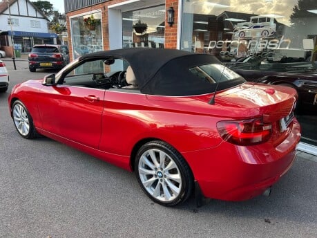 BMW 2 Series 2.0 220i Luxury Convertible 2dr Petrol Auto Euro 6 (s/s) (184 ps) 27