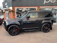 Land Rover Defender 3.0 D300 MHEV X SUV 3dr Diesel Auto 4WD Euro 6 (s/s) (300 ps) 4