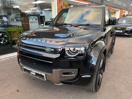 Land Rover Defender 3.0 D300 MHEV X SUV 3dr Diesel Auto 4WD Euro 6 (s/s) (300 ps) 6