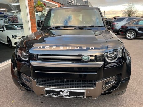 Land Rover Defender 3.0 D300 MHEV X SUV 3dr Diesel Auto 4WD Euro 6 (s/s) (300 ps) 7