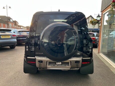 Land Rover Defender 3.0 D300 MHEV X SUV 3dr Diesel Auto 4WD Euro 6 (s/s) (300 ps) 14