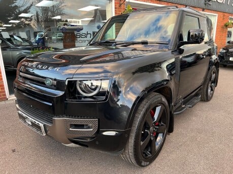 Land Rover Defender 3.0 D300 MHEV X SUV 3dr Diesel Auto 4WD Euro 6 (s/s) (300 ps) 1