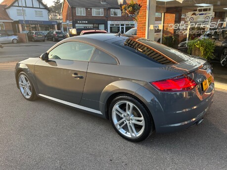 Audi TT 2.0 TFSI Sport Coupe 3dr Petrol S Tronic quattro Euro 6 (s/s) (230 ps) 10
