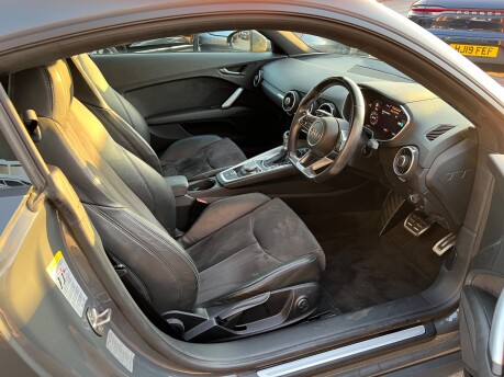 Audi TT 2.0 TFSI Sport Coupe 3dr Petrol S Tronic quattro Euro 6 (s/s) (230 ps) 22