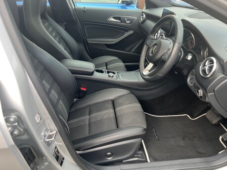 Mercedes-Benz A Class 2.1 A200d Sport Edition Plus Hatchback 5dr Diesel 7G-DCT Euro 6 (s/s) (136 41
