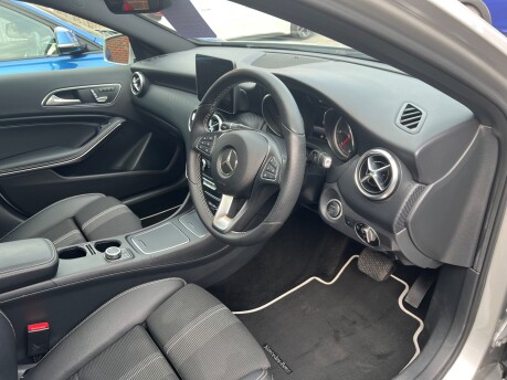 Mercedes-Benz A Class 2.1 A200d Sport Edition Plus Hatchback 5dr Diesel 7G-DCT Euro 6 (s/s) (136 44