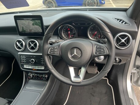 Mercedes-Benz A Class 2.1 A200d Sport Edition Plus Hatchback 5dr Diesel 7G-DCT Euro 6 (s/s) (136 47