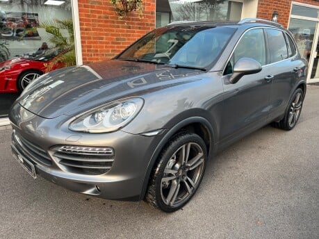 Porsche Cayenne 4.8 S SUV 5dr Petrol TiptronicS 4WD Euro 5 (s/s) (400 ps) 2