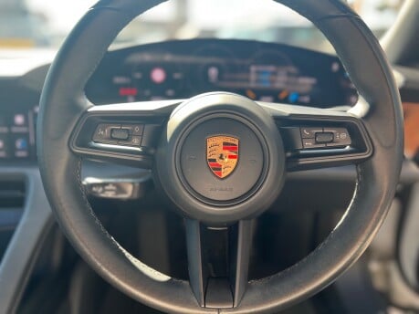Porsche Taycan Performance Plus 93.4kWh 4S Saloon 4dr Electric Auto 4WD (571ps) 27