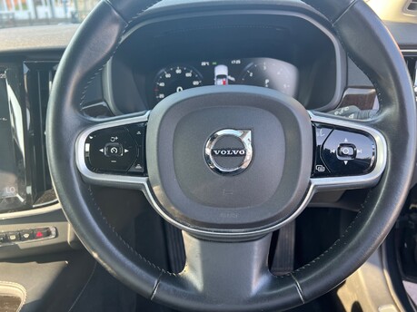 Volvo V90 2.0 D4 Inscription Estate 5dr Diesel Auto Euro 6 (s/s) (190 ps) 13