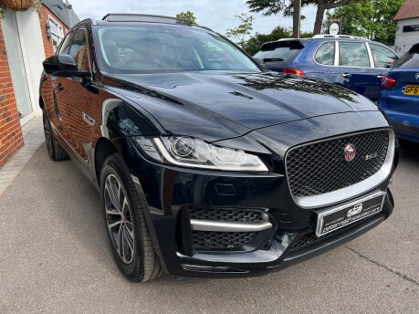 Jaguar F-Pace 2.0 D180 R-Sport SUV 5dr Diesel Auto AWD Euro 6 (s/s) (180 ps) 11