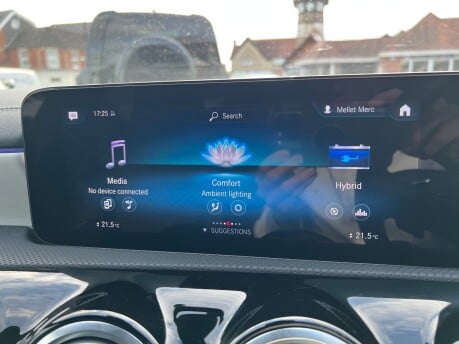 Mercedes-Benz CLA Class 1.3 CLA250e AMG Line (Premium) Coupe 4dr Petrol Plug-in Hybrid 8G-DCT EURO6 32