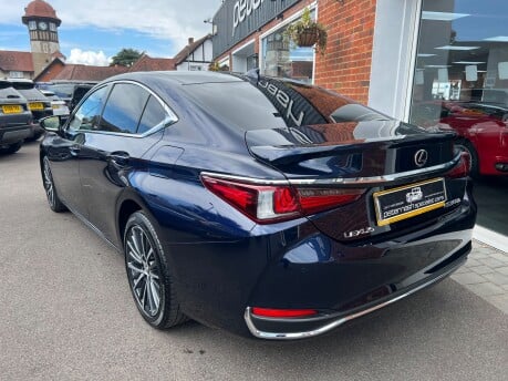Lexus Es 2.5 300h Saloon 4dr Petrol Hybrid Euro 6 (s/s) (218 ps) 2
