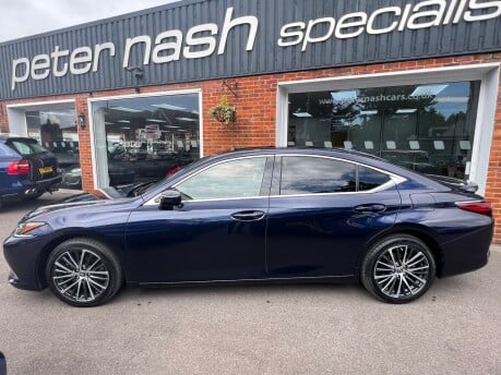 Lexus Es 2.5 300h Saloon 4dr Petrol Hybrid Euro 6 (s/s) (218 ps) 5