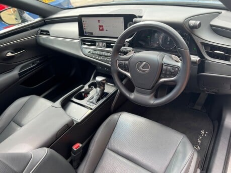 Lexus Es 2.5 300h Saloon 4dr Petrol Hybrid Euro 6 (s/s) (218 ps) 28